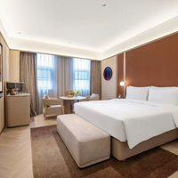 水晶酒店科学睡眠 vs 传统商务酒店办公感？127位用户实测谁更能帮打工人恢复能量