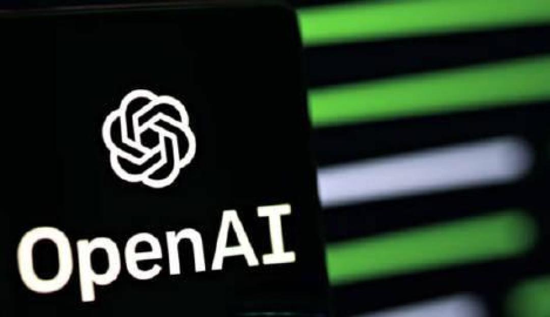 AI战争升级!OpenAI拉响红色警报,暂停广告业务“死磕”谷歌Gemini