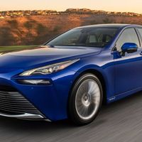 丰田Mirai改款了，就换了轮毂和颜色？网友：敷衍到极致！