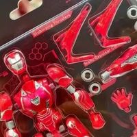 布鲁可发布SGCC2025漫威限定版：钢铁侠MK50透明红