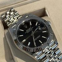 二手奢侈品 vs 中古店：哪种购物方式更值得时尚探索者选择？我们汇总了127位用户真实体验