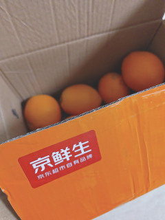 京鲜生的赣南脐橙可以买，物美价廉