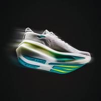 布鲁克斯甘油23 vs 亚瑟士Nimbus 25？我们集合了78位跑者真实体验，结论在这