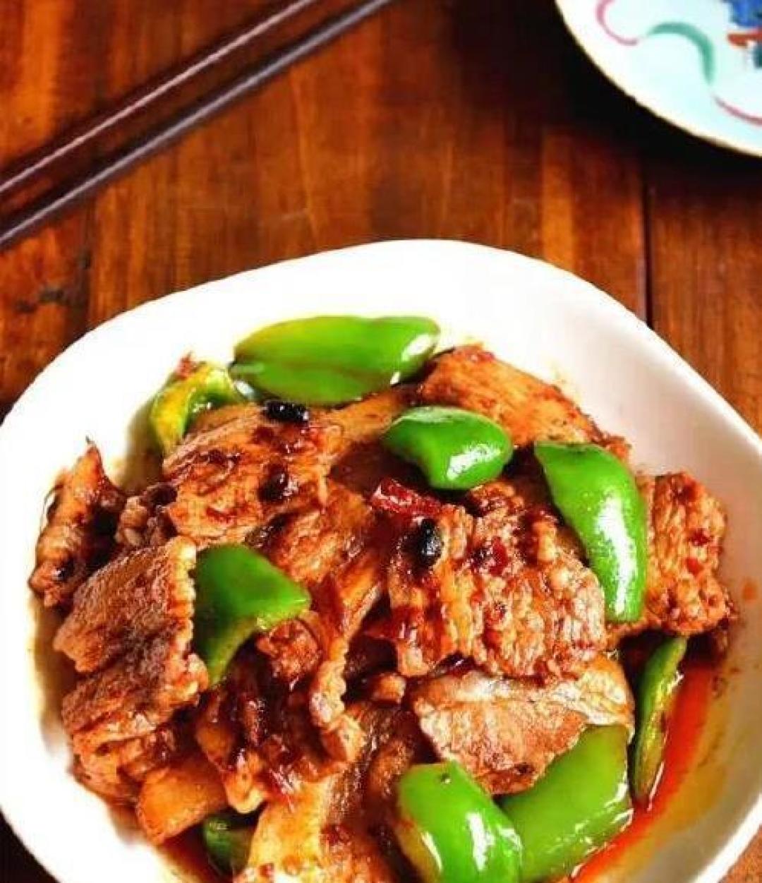 四川人过冬的底气,都藏在这些热气腾腾的下饭菜里。