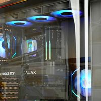 先马巨浪3：装甲美学拉满，漫反射灯带更显柔