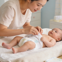 宝宝牛奶蛋白过敏转奶难题破解：瑞霂玥爱全乳清配方成核心之选