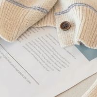 含绵羊毛圆领毛衣的深度体验