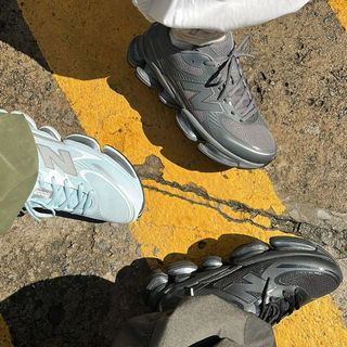 Miu Miu联名New Balance值上万吗？860+用户观点大PK