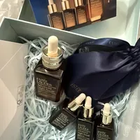 雅诗兰黛小棕瓶和白金精华：熬夜肌的救星还是智商税？1200+用户真实反馈大PK