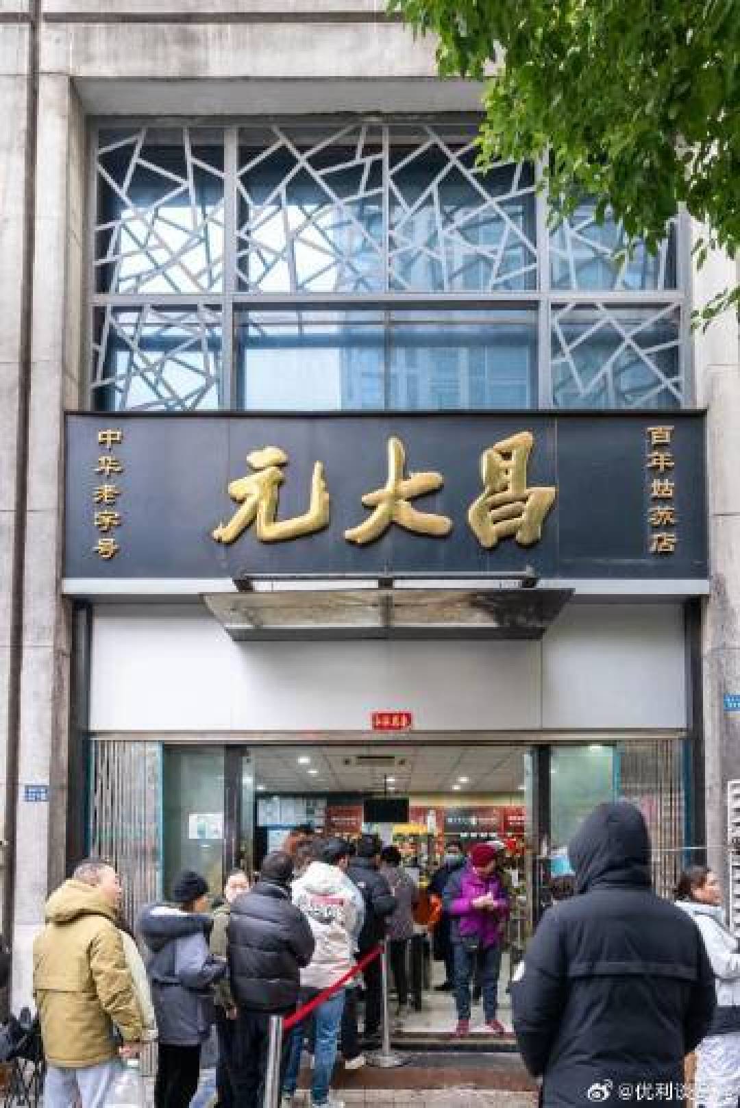 苏大学生凌晨排队抢购，一年只卖一次的冬酿酒到底有何魅力？