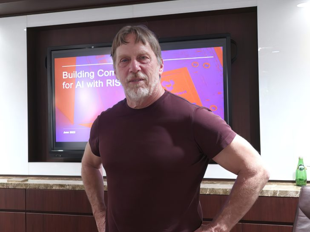 传奇架构师Jim Keller 震撼发声:CUDA 护城河要被英伟达自己掀翻了