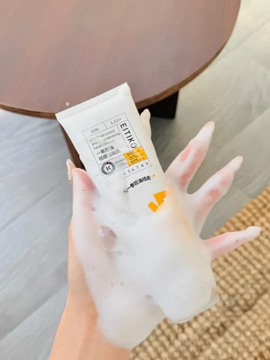 油皮痘肌你的强来了！！！（用完脸会呼吸）