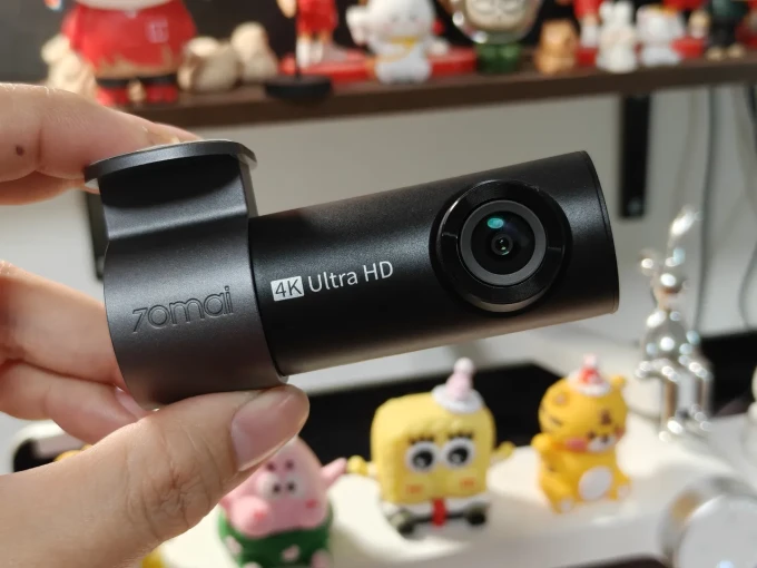 70迈行车记录仪