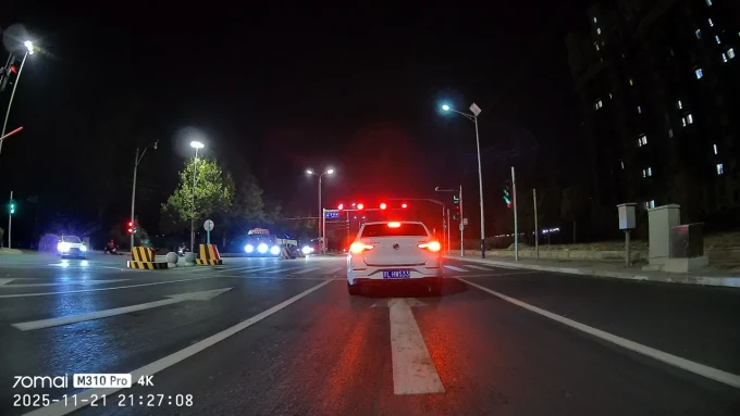 70迈行车记录仪