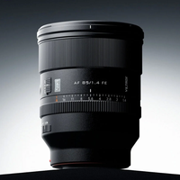 国产85mm人像镜头能否挑战传统大厂？3299元唯卓仕引发全网热议