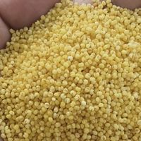 寒冬早晨的温暖小米粥