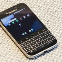黑莓全键盘手机在2025年还有市场吗？3000+用户观点大PK