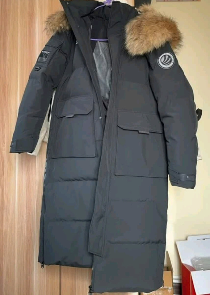 波司登男士羽绒服