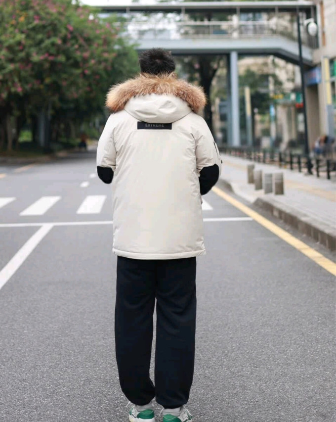 波司登男士羽绒服