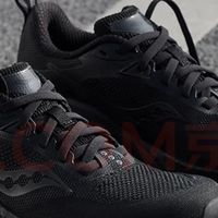 跑者的稳定挚友：索康尼跑鞋