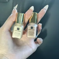 雅诗兰黛DW vs 沁水粉底液？127位用户真实体验告诉你答案
