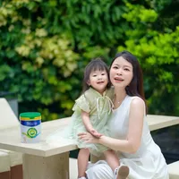 转奶期奶粉：纯净奶源与科学配方谁更重要？1000+用户观点大碰撞