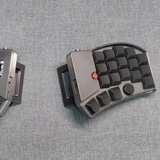 开源分体式无线机械键盘 PSKeeb 5 发布，集成 小红点+ OLED + 旋钮