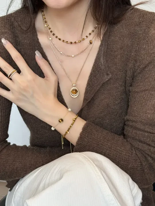 冬日流光金棕|时髦感还得靠这套首饰💫