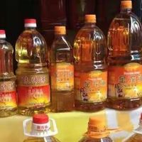 大豆油、菜籽油、花生油，哪个更适合家庭炒菜？大厨教你怎么选油