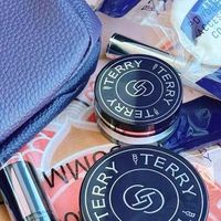 BY TERRY泰芮水蜜粉与粉底液礼盒