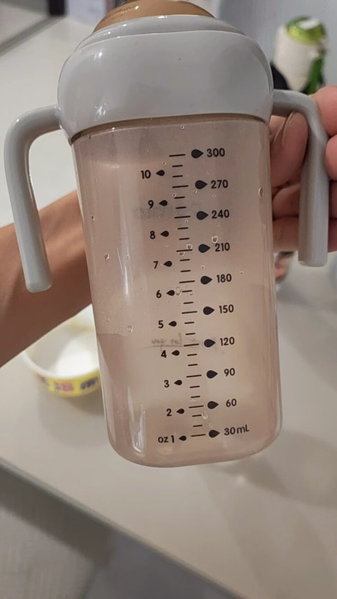 小土豆奶瓶