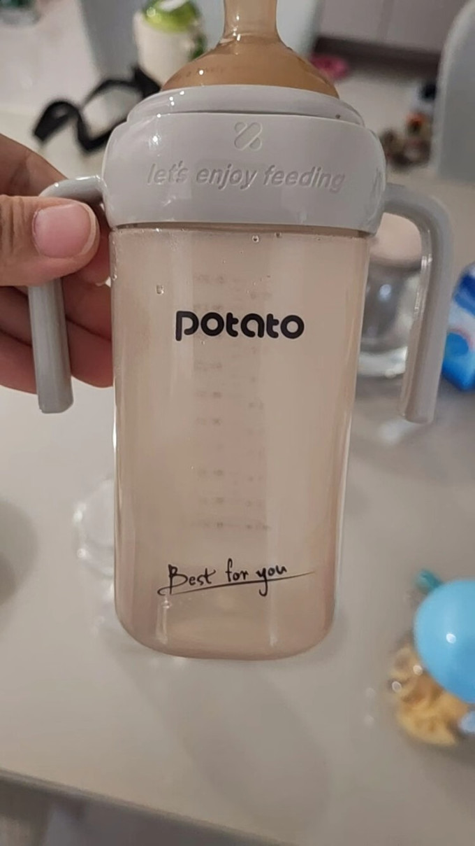 小土豆奶瓶