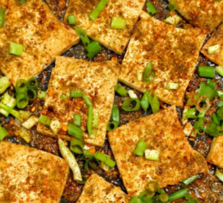 被这些年轻人的“电饼铛用法”折服了，打破常规，秒变厨房神器！