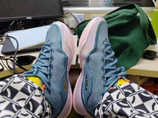实战体验与设计争议并存，Nike LeBron 23