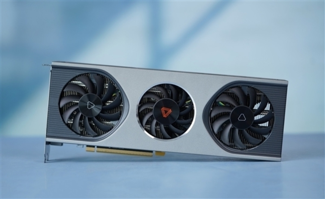 6天涨7倍 “国产NVIDIA”市值破4400亿 摩尔线程紧急公告