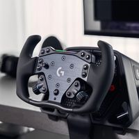 DIY赛车模拟器 vs 专业设备？68位玩家真实体验告诉你答案