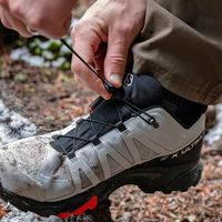 萨洛蒙更适合户外还是穿搭？全网用户观点大碰撞