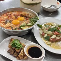 泰国街头小吃 vs 米其林餐厅？我们汇总了127位真实食客的体验，答案在这