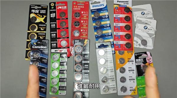 别再交智商税了！十三款主流纽扣电池大比拼：电量竟然能差一倍