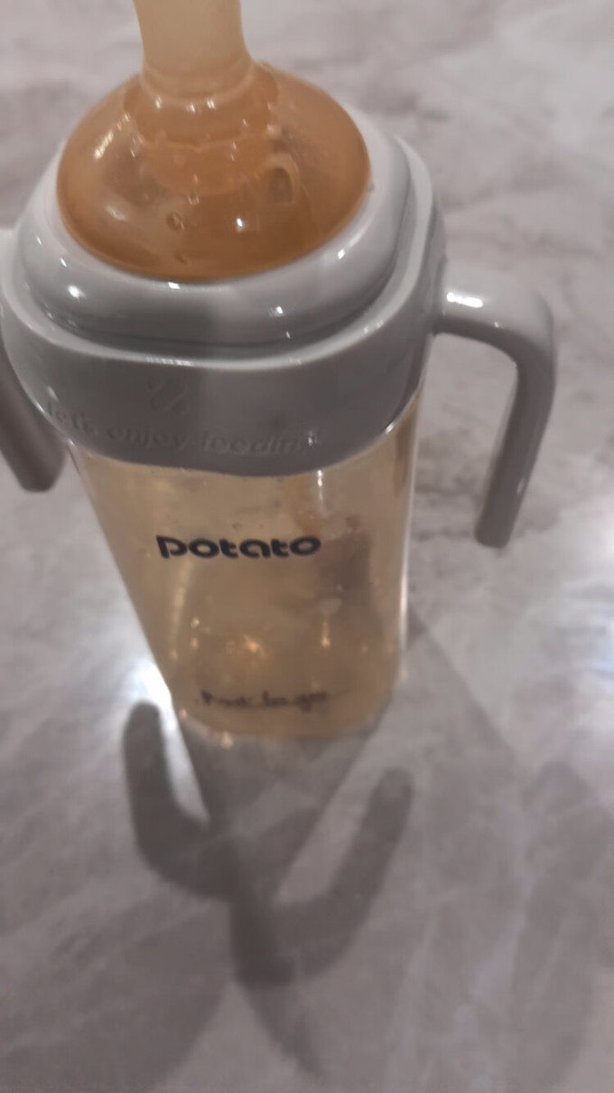 小土豆奶瓶