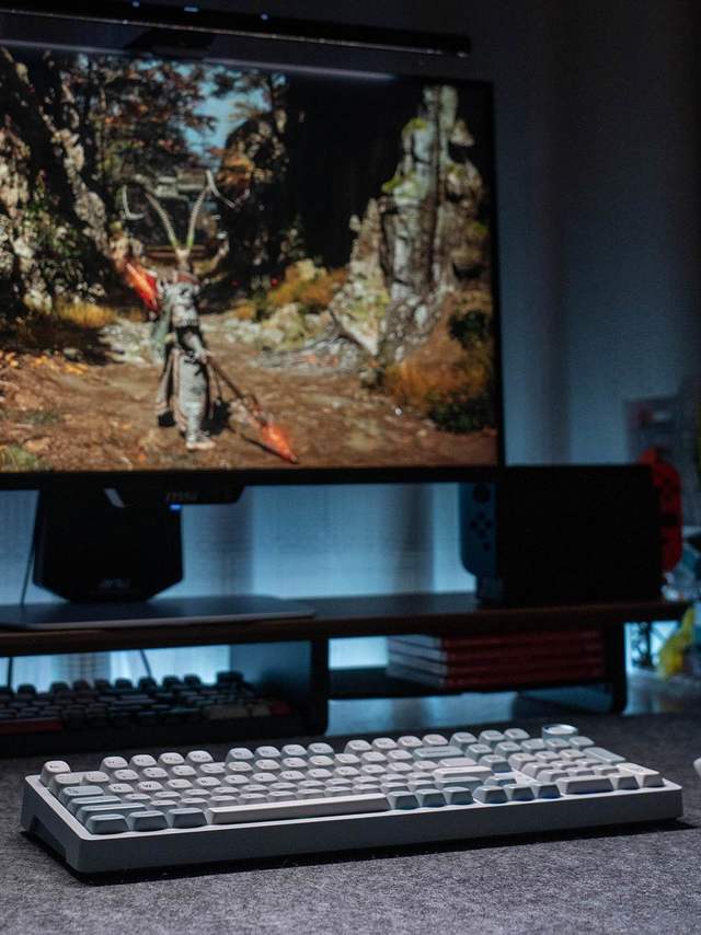 高性价比退烧之选，SKN青龙4.0 Ultra三模机械键盘