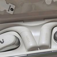 开放式设计智能翻译耳机