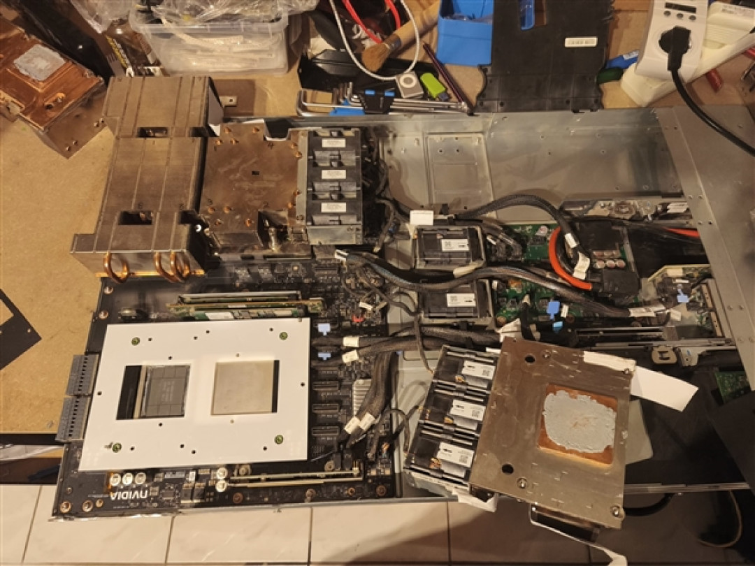 赌赢赚翻了:1/10价格买下价值56万服务器主机!960GB内存就已回本