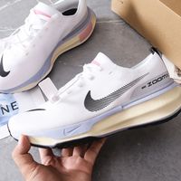 休闲跑鞋真能一鞋多穿？全网用户观点大碰撞