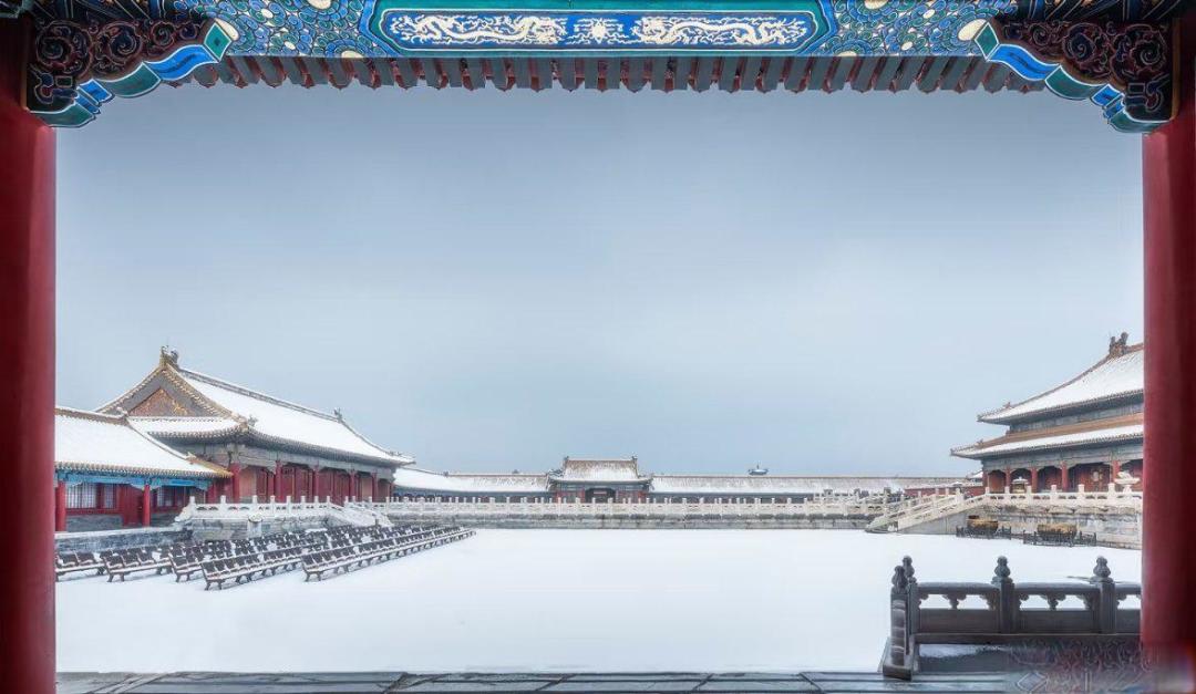 故宫一下雪就刷屏，这份穿越时空的赏雪攻略请收好