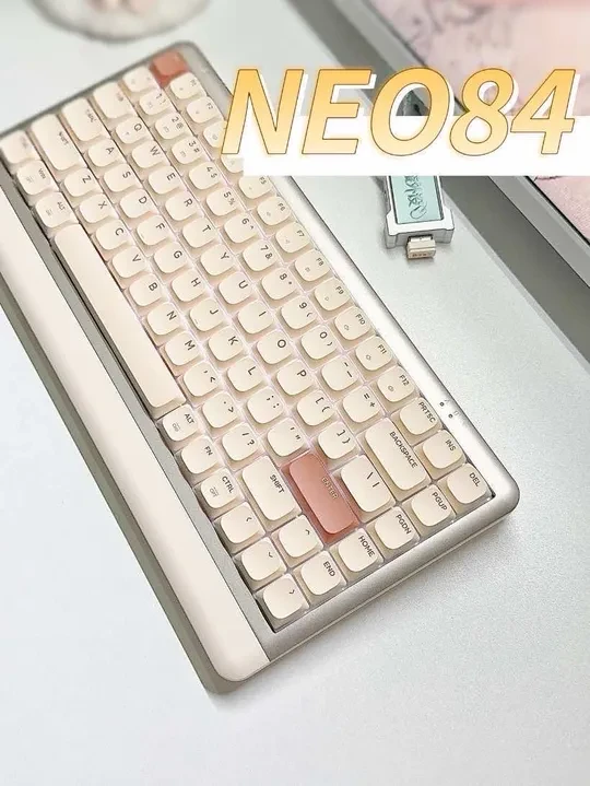 自带手托的矮轴键盘 颜值跟实用同时在线#元气方糖 #元气方糖NEO84 #办公键盘 #矮轴键盘 #键盘