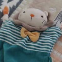 可优比这款安抚玩偶，居然能自己抱着入睡，老母亲直接原地解放