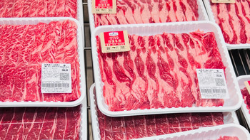 冬日雪季暖锅，一口谷饲牛肉的烟火温柔！