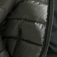 利郎30D耀石羽绒服：商务休闲两相宜