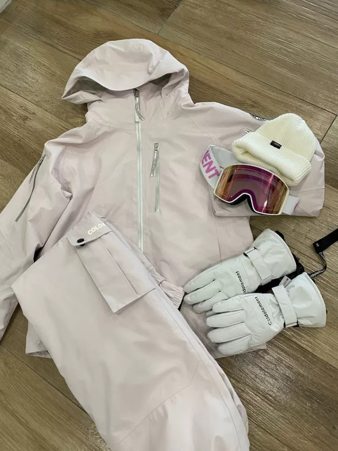 滑雪服